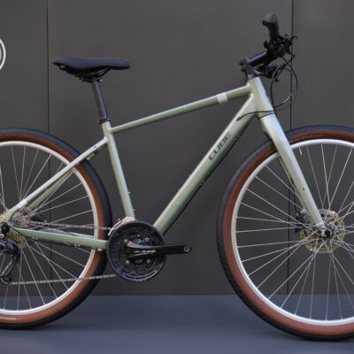 Велосипед міський Cube Hyde Shimano Alivio